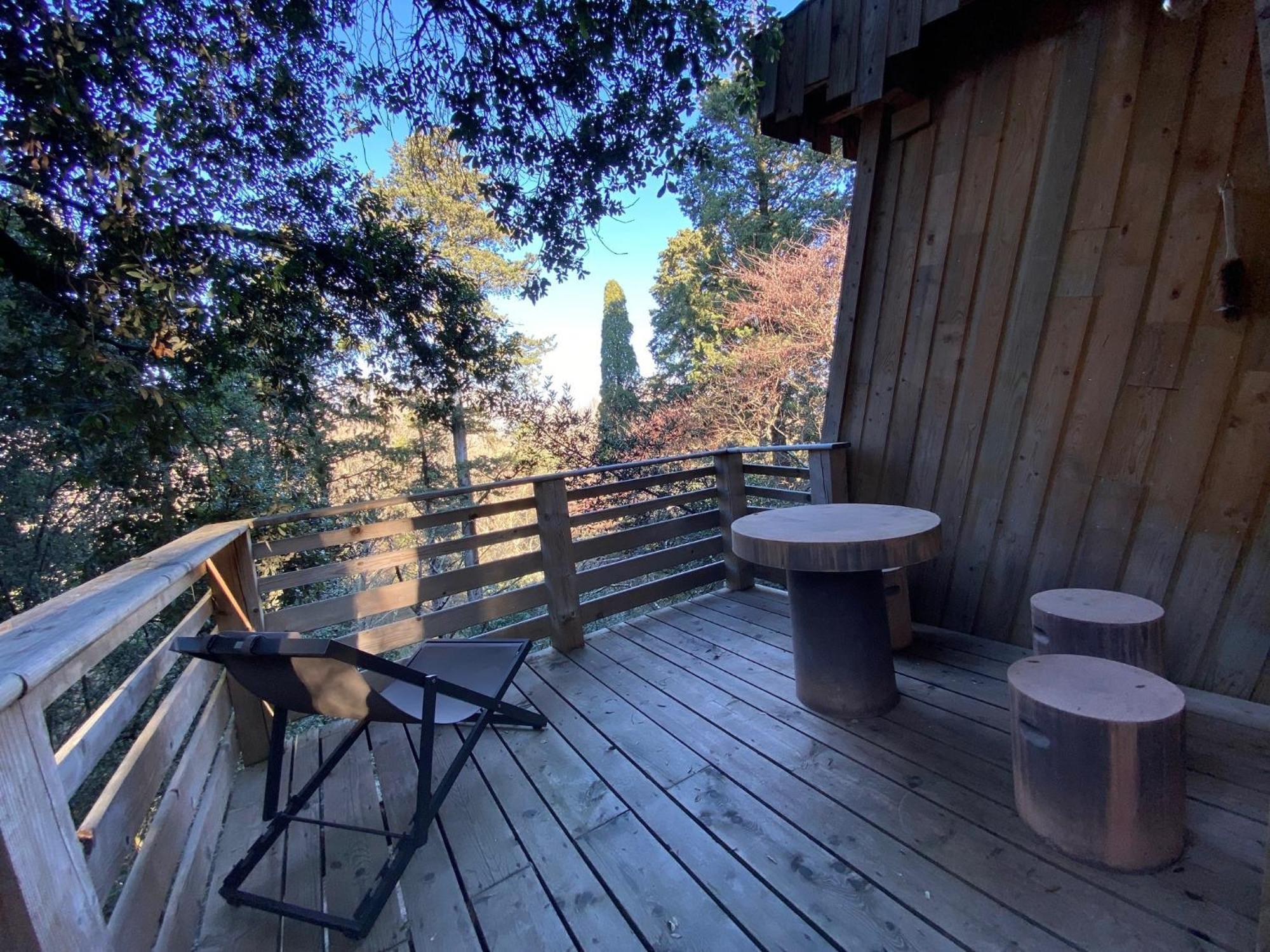 Les Cabanes Dans Les Bois Logis Hotel Villedubert Bagian luar foto