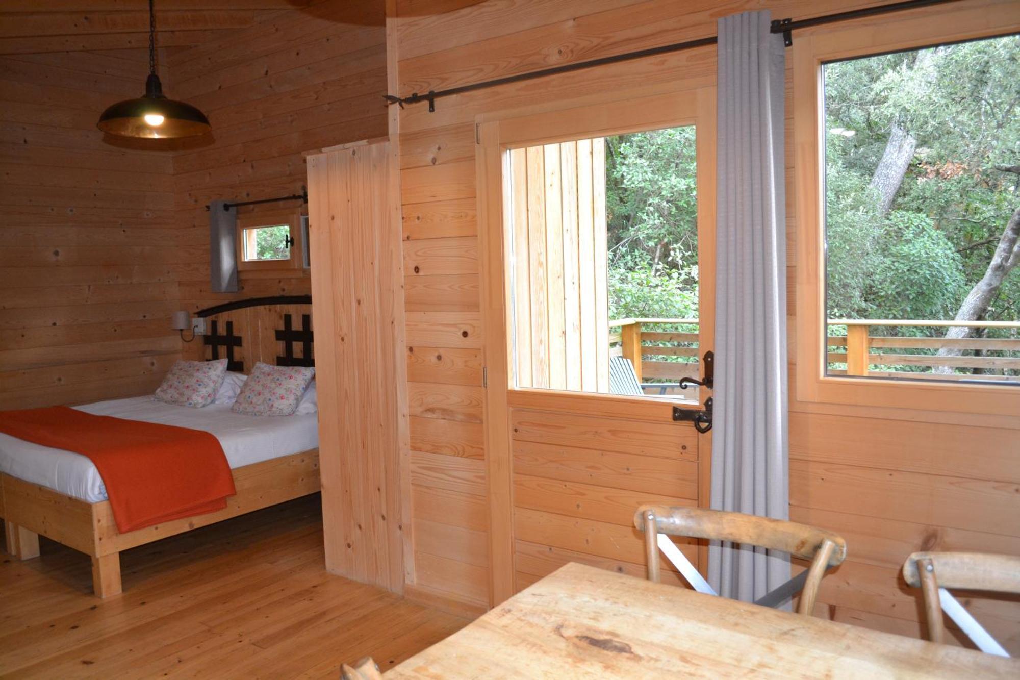 Les Cabanes Dans Les Bois Logis Hotel Villedubert Bagian luar foto