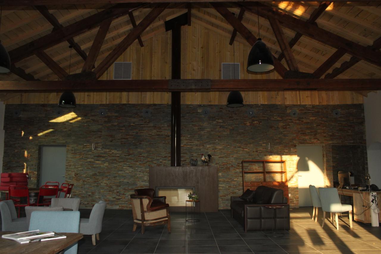 Les Cabanes Dans Les Bois Logis Hotel Villedubert Bagian luar foto